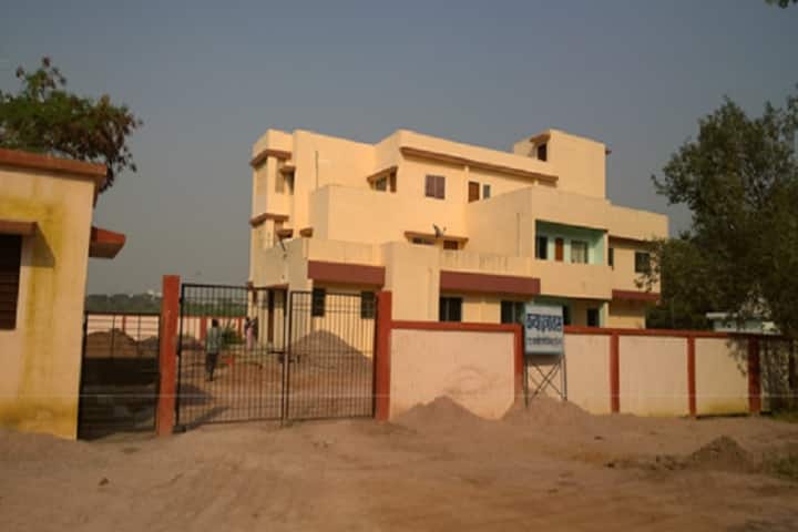 Uday Prasad Uday Government Polytechnic campus in Durg, Chhattisgarh, India — photo 2
