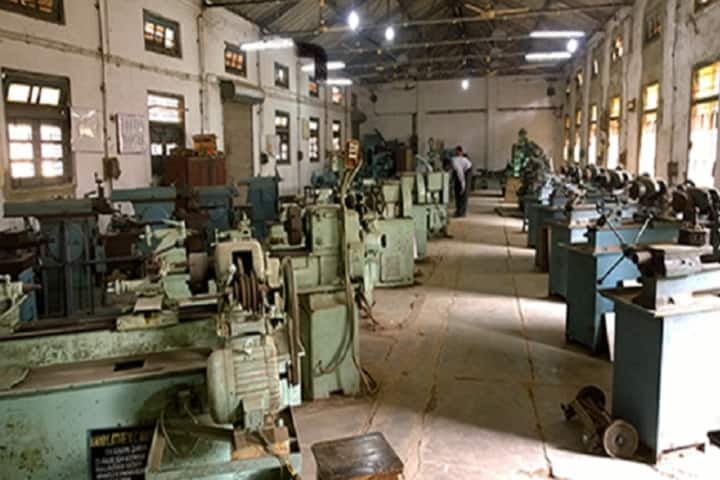Uday Prasad Uday Government Polytechnic campus in Durg, Chhattisgarh, India — photo 5