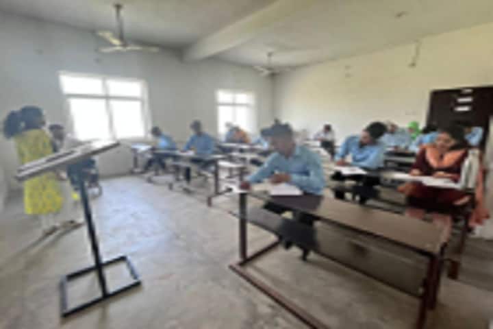 Wisdom College of Pharmacy campus in Lucknow, Uttar Pradesh, India — photo 2