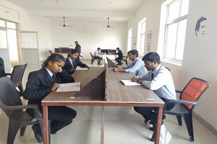 Wisdom College of Pharmacy campus in Lucknow, Uttar Pradesh, India — photo 5