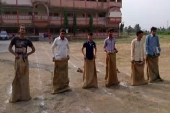 Vanvasi Seva Samaj B Ed College campus in Chhota Udepur, Gujarat, India — photo 3