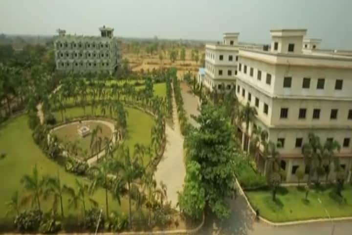 MATS School of Physical Education campus in Raipur, Chhattisgarh, India — photo 1