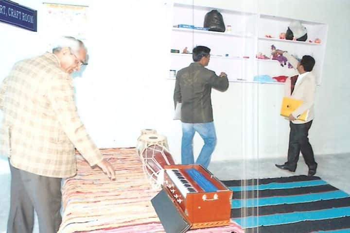 KCM College of Education campus in Lucknow, Uttar Pradesh, India — photo 2