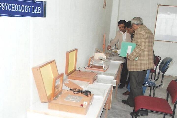 KCM College of Education campus in Lucknow, Uttar Pradesh, India — photo 5