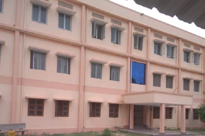 Agricultural College campus in Bapatla, Andhra Pradesh, India — photo 6