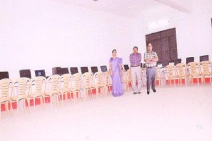 Ram Newaj Singh Sikshan Prashikshan Mahila Mahavidyalaya campus in Faizabad, Uttar Pradesh, India — photo 3