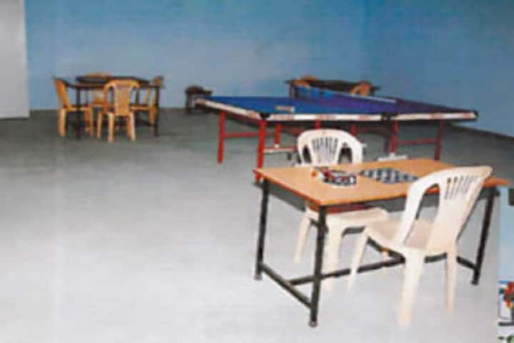 Symboyzia Girls College campus in Agra, Uttar Pradesh, India — photo 2