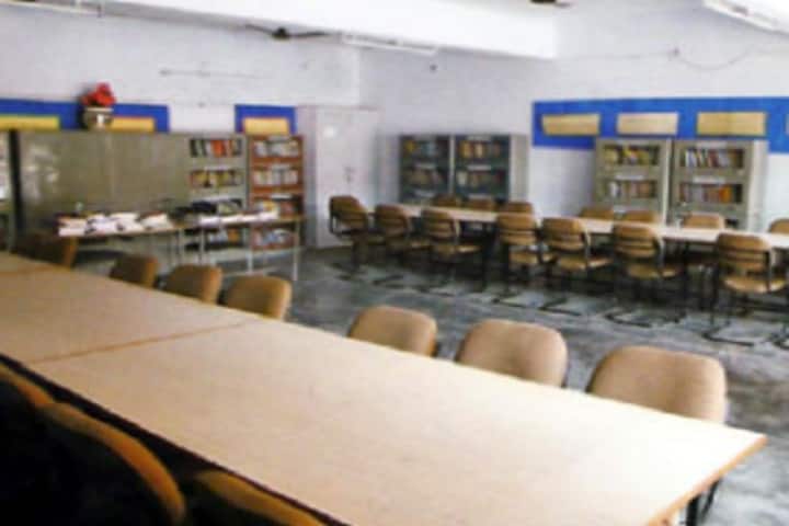 Symboyzia Girls College campus in Agra, Uttar Pradesh, India — photo 5