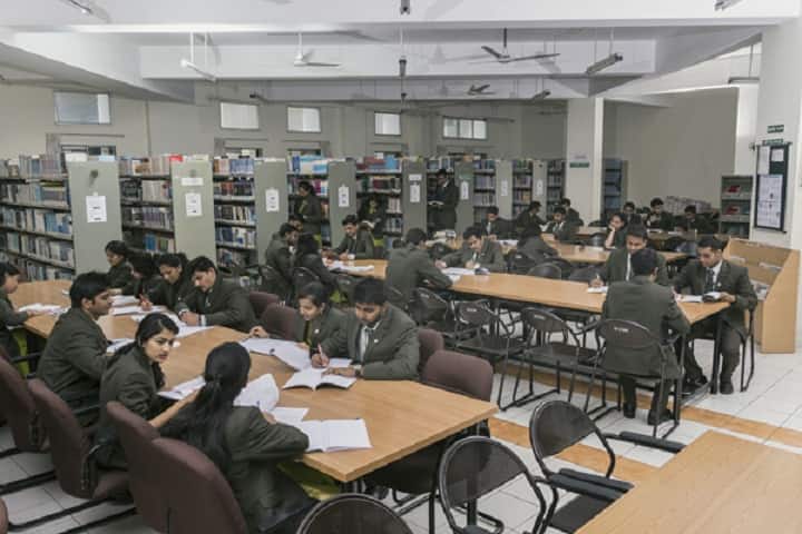 RV Institute of Management campus in Bangalore, Karnataka, India — photo 4