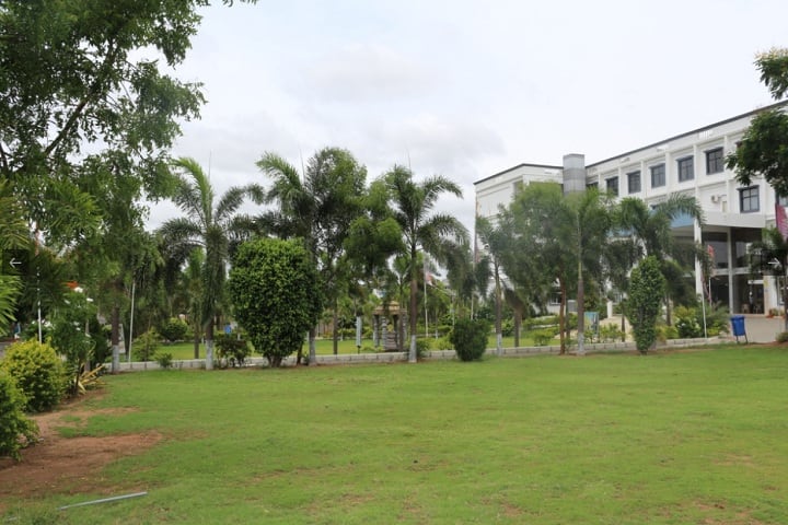 Ashoka School of Business campus in Malkapur, Telangana, India — photo 2