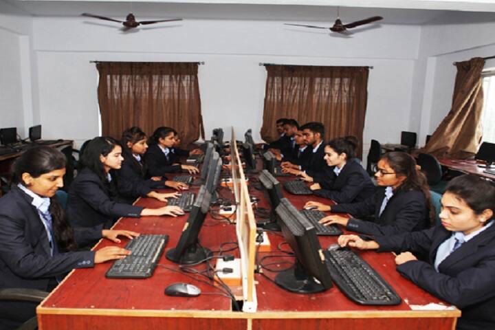 Indu Management Institute campus in Vadodara, Gujarat, India — photo 6
