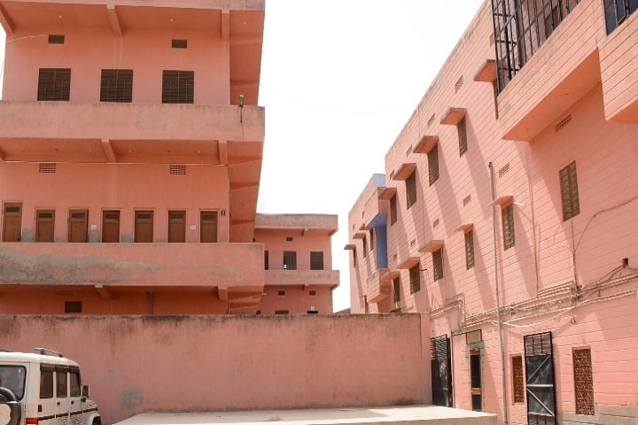 Shri Shirdi Sai Baba Mahila B Ed College campus in Kishangarh, Rajasthan, India — photo 2