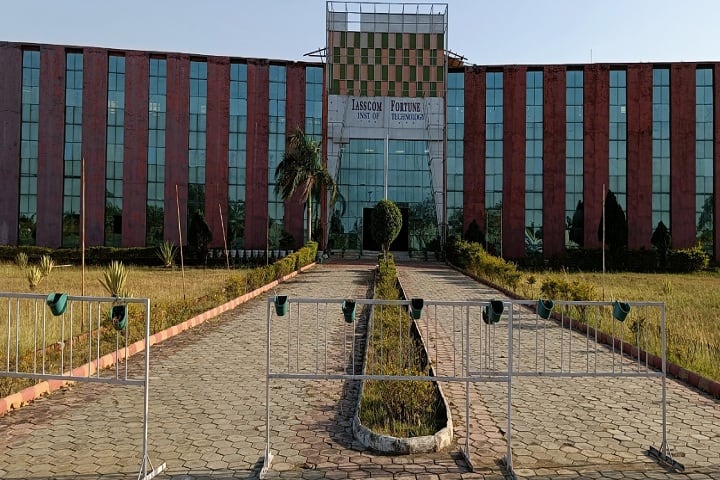 IASSCOM Fortune Institute of Technology campus in Bhopal, Madhya Pradesh, India — photo 2