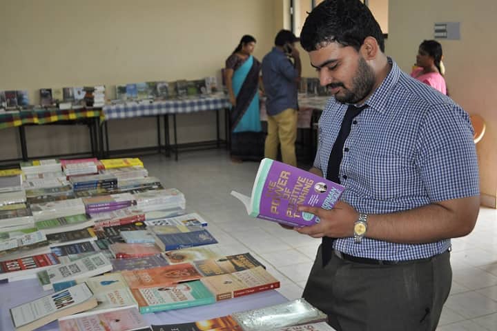 Marudupandiyar College of Education campus in Thanjavur, Tamil Nadu, India — photo 3