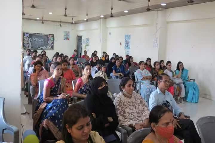 HB B Ed College campus in Mumbai, Maharashtra, India — photo 4