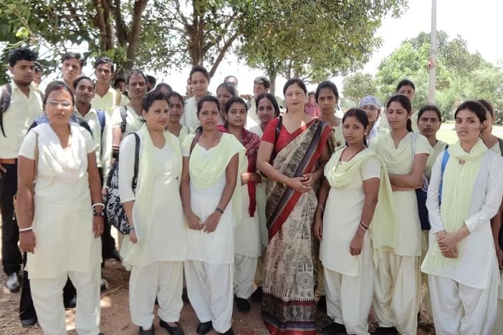 BN Saha DAV Teachers Training College campus in Giridih, Jharkhand, India — photo 6