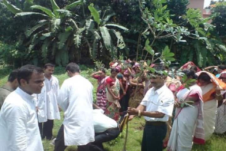 Basirhat Mahabodhi College of Education campus in North 24 Parganas, West Bengal, India — photo 4