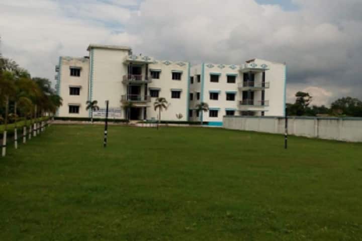 Lalgola Madan Mohan Roy Teachers Training College campus in Murshidabad, West Bengal, India — photo 1