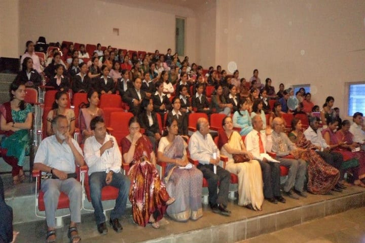 Jankidevi Bajaj Institute of Management Studies campus in Mumbai, Maharashtra, India — photo 2