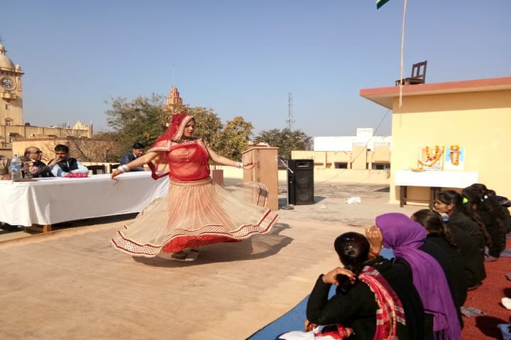 Seth Gyaniram Bansidhar Podar College Teacher's Training campus in Jhunjhunu, Rajasthan, India — photo 6