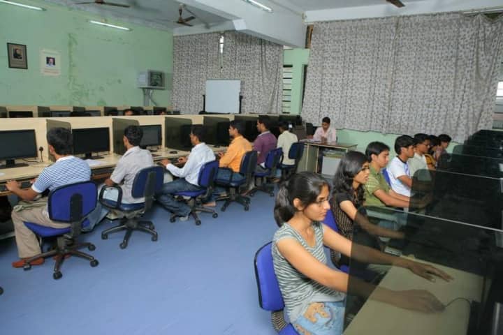 DKTE Ichalkaranji campus in Kolhapur, Maharashtra, India — photo 5