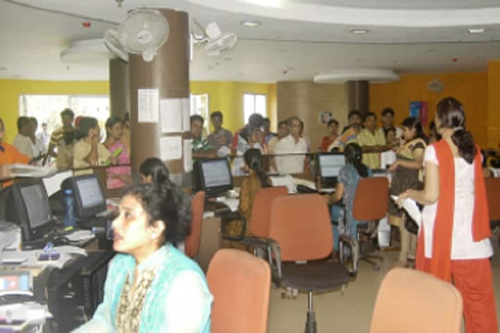 KPC Medical College and Hospital campus in Kolkata, West Bengal, India — photo 3