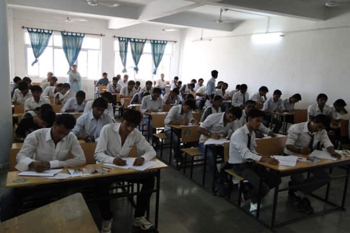 Shri Ramraja Sarkar Institute of Education campus in Datia, Madhya Pradesh, India — photo 6