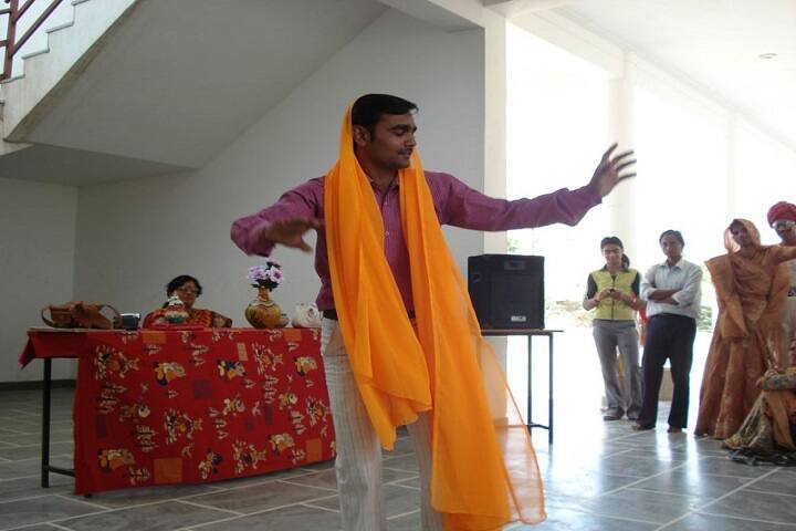 Robindra Nath Thakur College of B Ed campus in Udaipur, Rajasthan, India — photo 3
