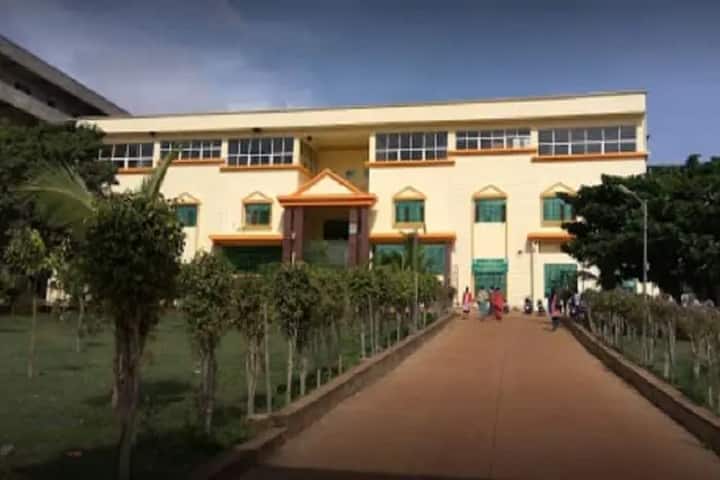 KB Society's Rural Ayurvedic Medical College campus in Belgaum, Karnataka, India — photo 1