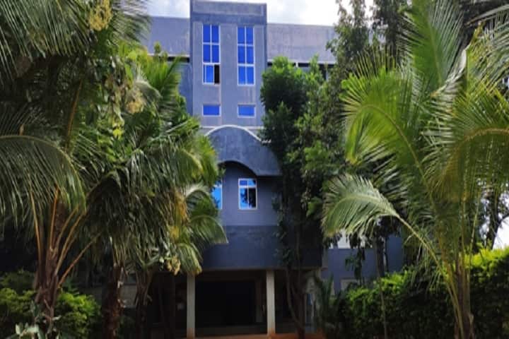 Sree Vinayaka Vidhyalaya College of Education campus in Erode, Tamil Nadu, India — photo 2