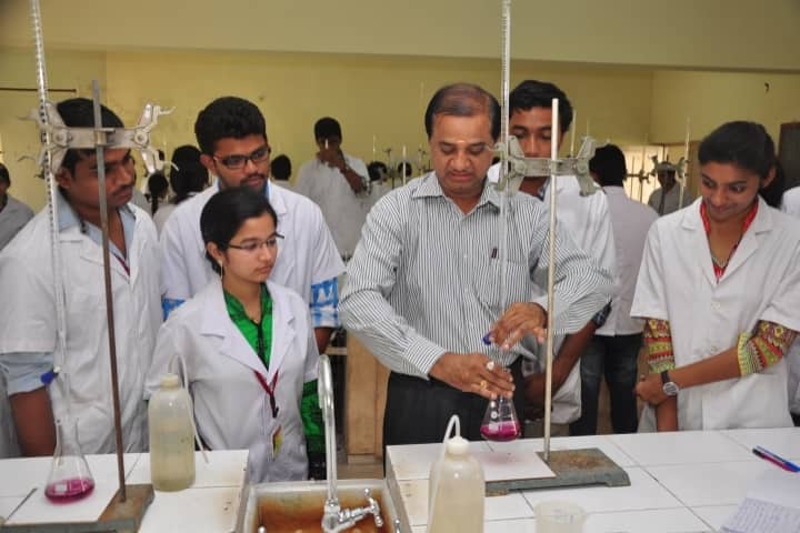 GITAM Institute of Technology, Visakhapatnam (GITAM University) campus in Visakhapatnam, Andhra Pradesh, India — photo 2