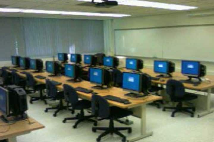 HD Teacher's Training Institute campus in Bharatpur, Rajasthan, India — photo 2