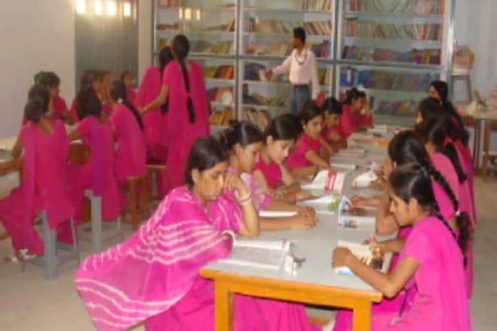 Shri Jain Aadarsh Kanya Mahavidhyalya campus in Nokha, Rajasthan, India — photo 3
