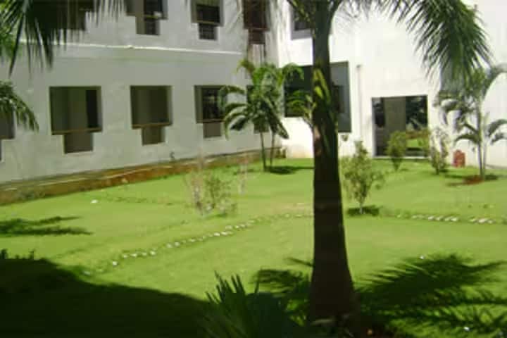 Valluvar College of Science and Management campus in Karur, Tamil Nadu, India — photo 5