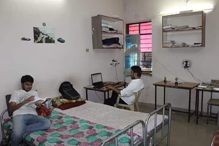 Sri Raaja Raajan College of Engineering and Technology campus in Karaikudi, Tamil Nadu, India — photo 5
