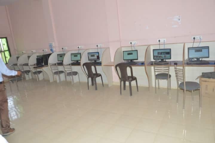 Adarsh Mahila Shikshak Prashikshan College campus in Churu, Rajasthan, India — photo 4
