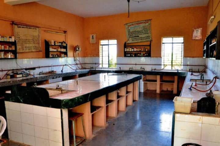 Late Govindrao Patil College of Education campus in Darwha, Maharashtra, India — photo 5