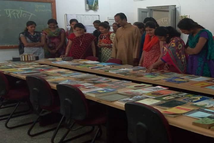 SNDT College of Education campus in Pune, Maharashtra, India — photo 3