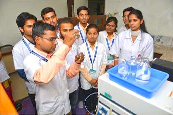 RG Sapkal College of Pharmacy campus in Anjaneri, Maharashtra, India — photo 2