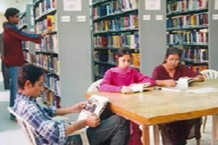 Parsandi Devi College of Management and Technology campus in Greater Noida, Uttar Pradesh, India — photo 2