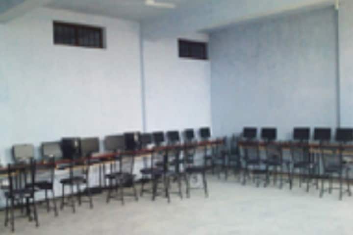 Modern International College of Education campus in Bulandshahr, Uttar Pradesh, India — photo 3
