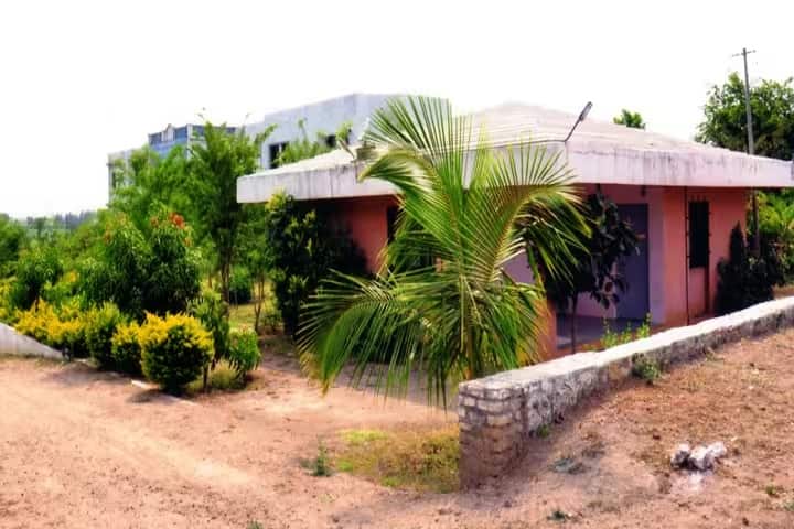 Subhashanna Kul College of Education campus in Pune, Maharashtra, India — photo 1