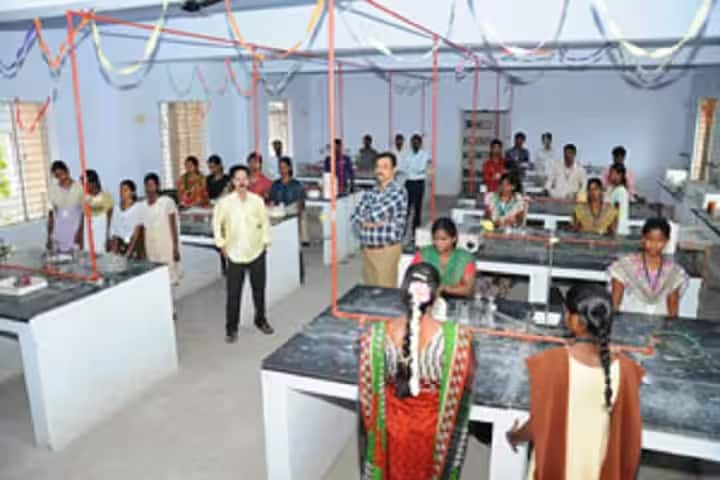 Arignar Anna Government Arts College campus in Villupuram, Tamil Nadu, India — photo 4