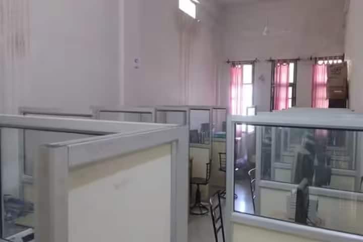 SSS TT College campus in Jaipur, Rajasthan, India — photo 4