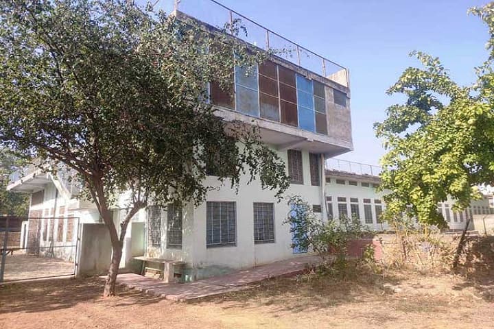Raj Teacher's Training Mahila College campus in Jhunjhunu, Rajasthan, India — photo 1