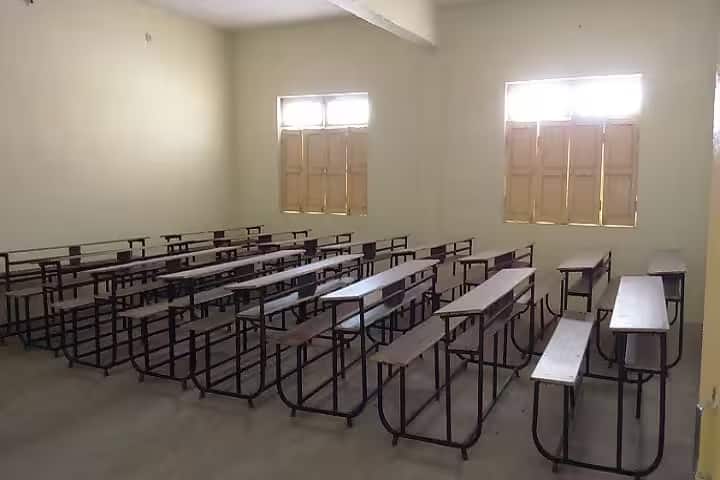 Ramrati Verma Nanhku Verma Mahavidyalaya campus in Sultanpur, Uttar Pradesh, India — photo 5