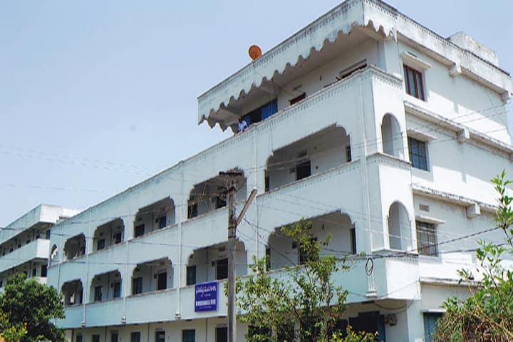 Sri Venkateswara College of Education campus in Guntur, Andhra Pradesh, India — photo 1
