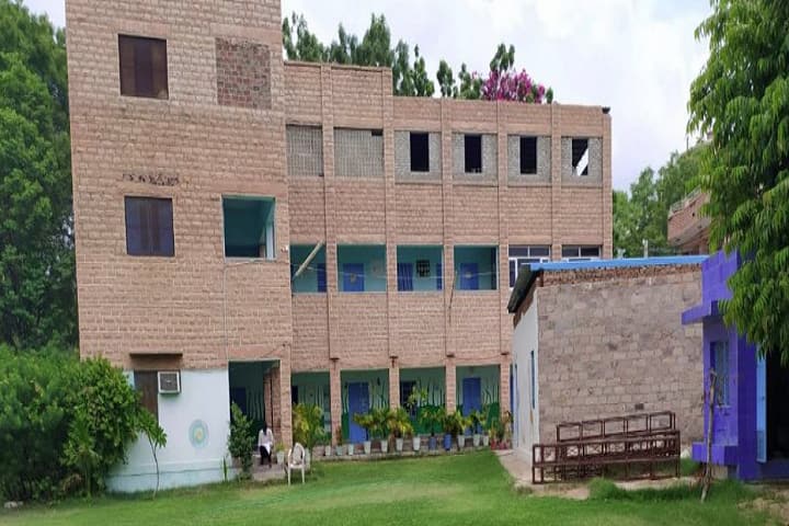 Trinity Women Teachers Training College campus in Jodhpur, Rajasthan, India — photo 1