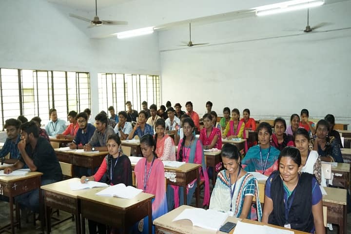 Vipin Bihari Sharan Singh Mahavidyalaya campus in Gonda, Uttar Pradesh, India — photo 5