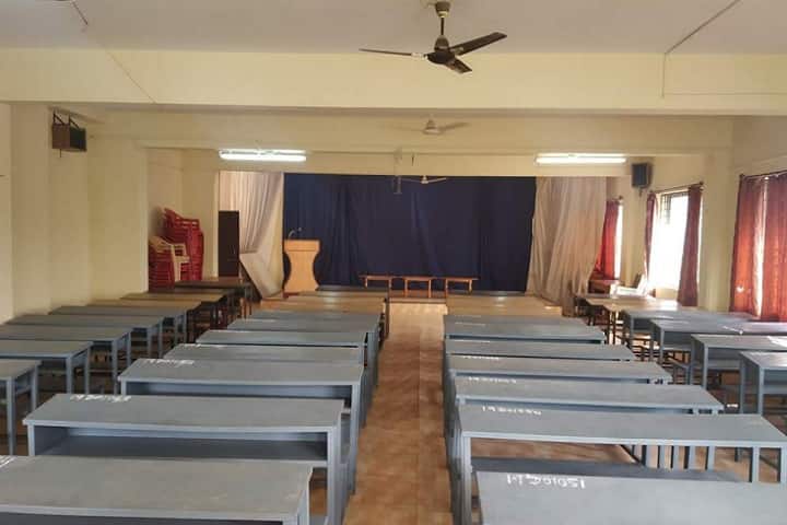 VH Marad M Ed College and Rural B Ed College campus in Dharwad, Karnataka, India — photo 5